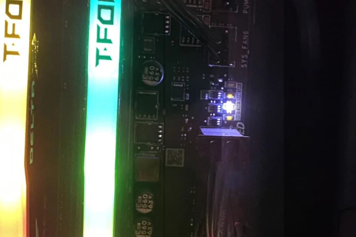 Motherboard VGA Light On