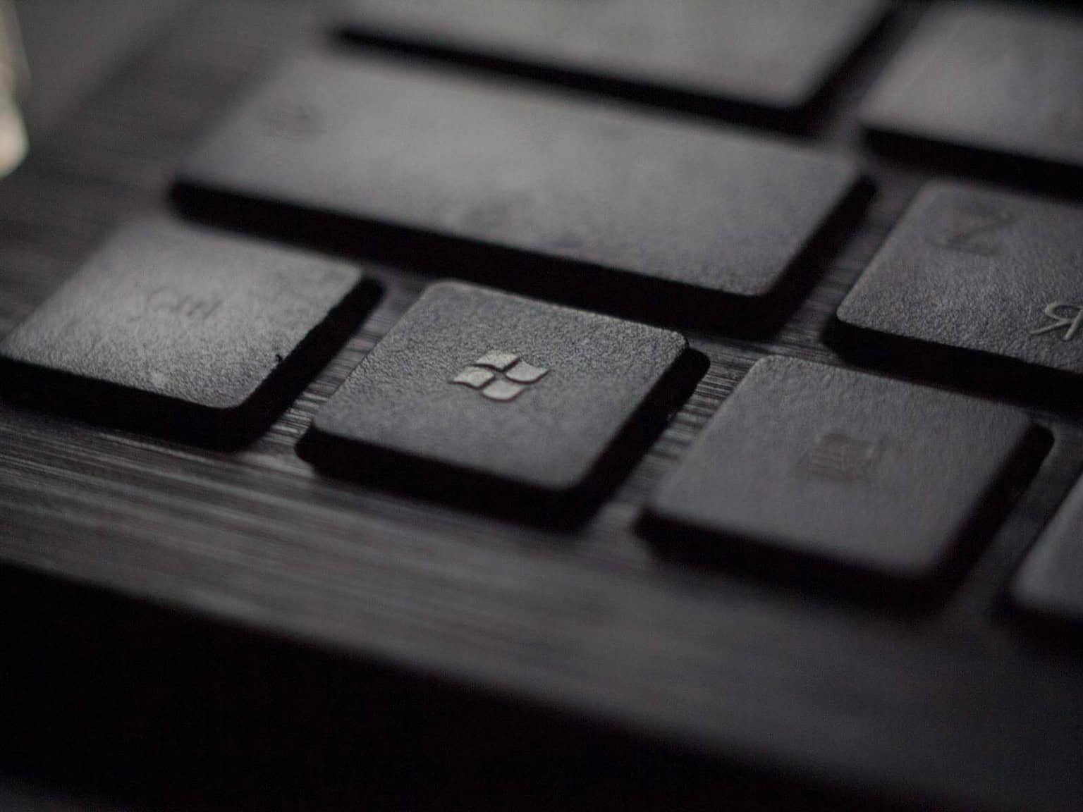 Is There A Windows Equivalent To the Command Key On Mac? - ComputerCity